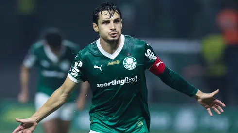 ¿De cuánto es la opción de compra que tendría que pagar América por Veiga?
