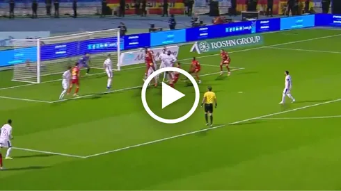 Julián Quiñones marca un golazo de cabeza y supera a Cristiano Ronaldo
