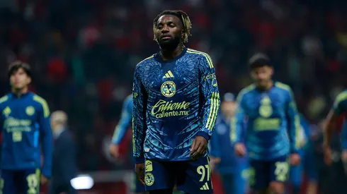 Maximin no cayó bien en el vestidor.
