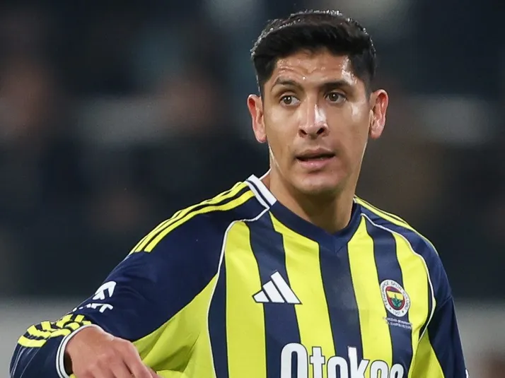 El anuncio del Fenerbahce que pone en alerta a Edson Álvarez