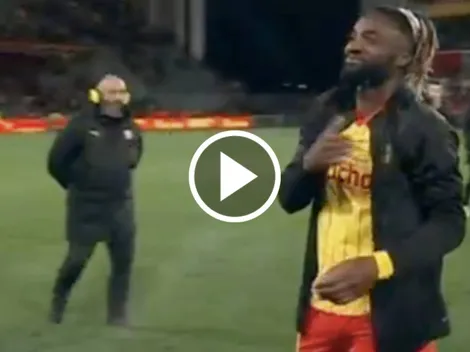 Saint-Maximin, ovacionado por la afición del Lens