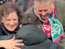 Video: El conmovedor gesto de Fidalgo con sus padres tras su debut