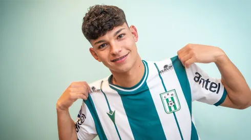 Thiago Espinosa se encamina a ser presentado con América.
