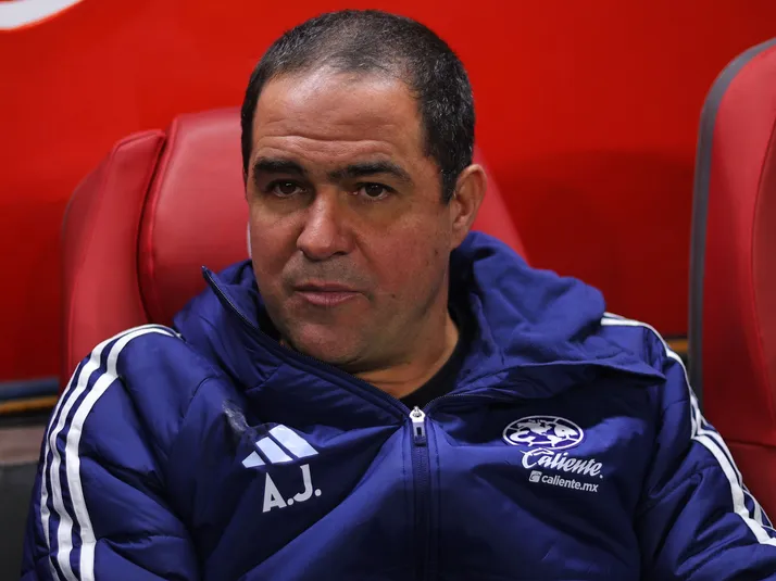 Las rotaciones que prepara André Jardine para el Clásico Nacional