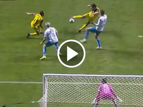 El brutal golazo de Víctor Dávila para la goleada sobre Puebla