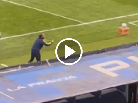 El acalorado reclamo de Jardine por penalti sobre Henry Martín