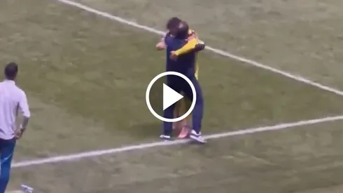 El emotivo abrazo de Raphael Veiga con Jardine tras su primer gol