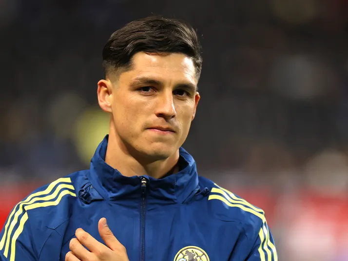 Aarón Mejía rompe el silencio tras su debut exitoso con América