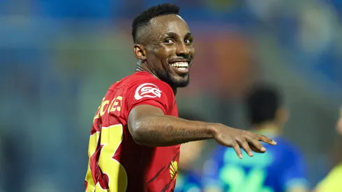 Julián Quiñones sigue en plan grande en Arabia Saudita.