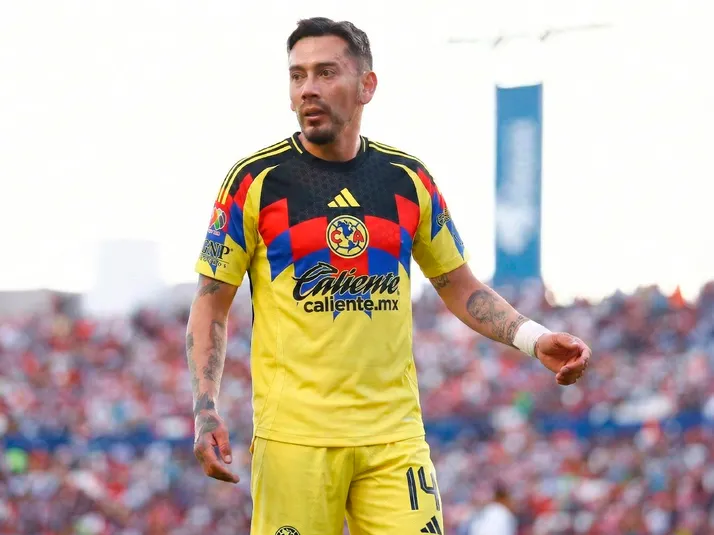 Rubens Sambueza reaparece jugando con la camiseta del Club América