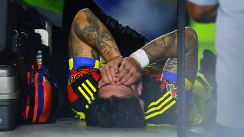 Víctor Dávila sufrió una grave lesión que lo dejará fuera de las canchas por meses.
