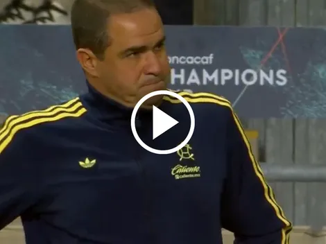 El gesto de tristeza de André Jardine ante la dura lesión de Malagón