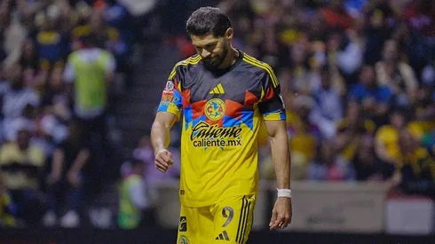 Henry Martín será baja una vez del Club América para el partido de esta tarde.
