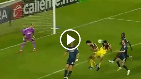 El golazo de Dourado con asistencia de Veiga en Concachampions