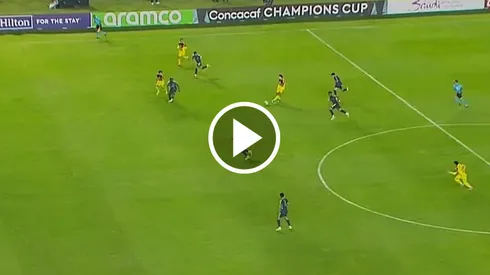 Muchas polémica en esta jugada en donde Zendejas había definido de manera exquisita.