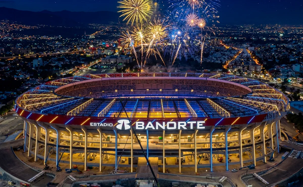 La espectacular nueva fachada del Estadio Azteca remodelado