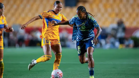 ¡Geyse Ferreira se apodera de las cámaras una vez más!