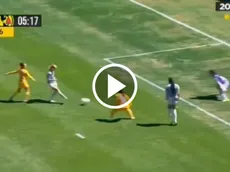Así fue el zarpazo con el que Sarah Luebbert abrió el marcador ante Tigres Femenil en el Golden Clash