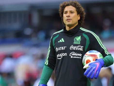 Guillermo Ochoa tiene enorme gesto con la Hormiga González tras su falla