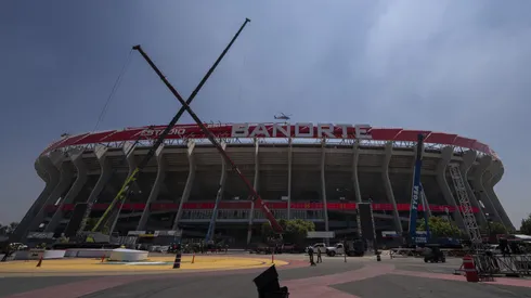 El Estadio Azteca tuvo detalles a considerar en su reinauguración.