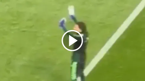 Y un día Guillermo Ochoa regresó al Estadio Azteca.