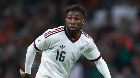 Quiñones está rompiéndola en su club y con el Tri.