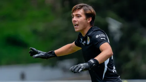 Cristo Navarrete es figura de las fuerzas básicas de Chivas