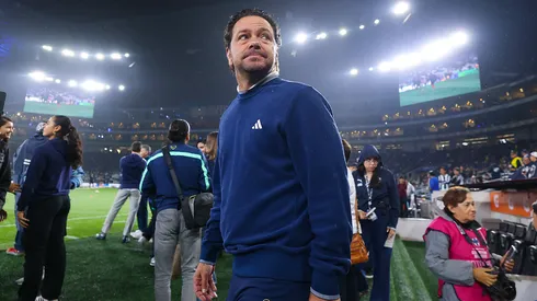 Baños revela el plan para el mercado.