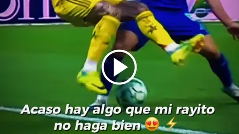 Brian Rodríguez la rompió con un caño de lujo que pocos vieron.