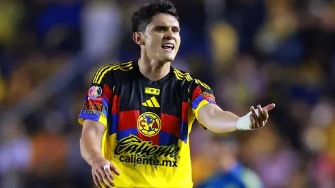 Israel Reyes se vuelve líder del América.