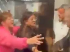 La imagen de Henry Martín en la pelea vs. Helinho que molestó a la afición de la Liga BBVA MX