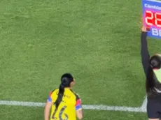 El momento más emotivo del partido: Así retumbó el estadio con el retorno de Karen Luna