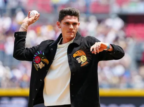 ¡Ni en el béisbol lo perdonan! Israel Reyes es abucheado en el Padres vs. Diamondbacks
