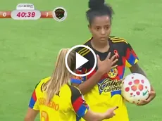 El video del choque entre Irene Guerrero y Geyse Ferreira previo al penal vs. Juárez