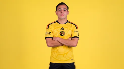 Así luciría con la camiseta del Club América, Hugo Camberos.