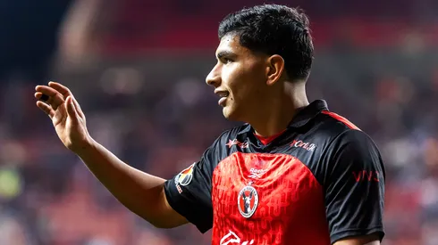 América se bajó solo de la carrera por Kevin Castañeda.