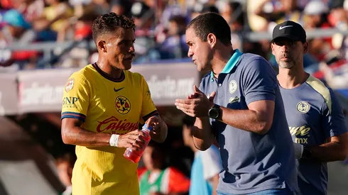 Jonathan Dos santos peligra en América tras salida de Jardine.