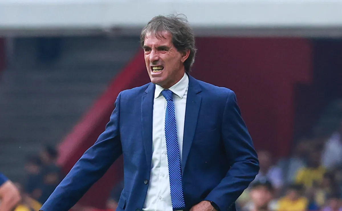 Guillermo Almada criticó al América por ser 'beneficiado' por el ...
