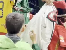 El enorme gesto de Álvaro Fidalgo con la afición mexicana tras el partido contra Serbia