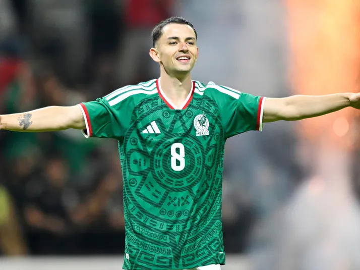 Álvaro Fidalgo se convierte en el favorito de la afición en el México vs. Serbia