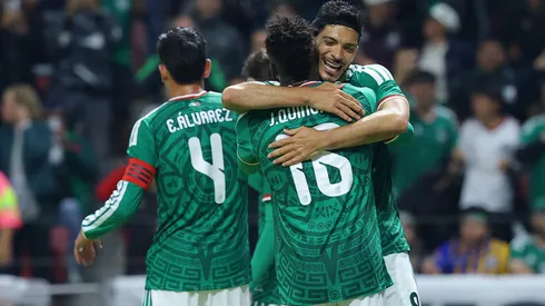 Edson Álvarez, Julián Quiñones y Raúl Jiménez en la Selección Mexicana, emblemas del Club América.