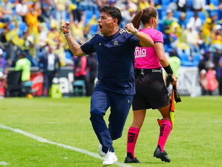 ¡Proyecto blindado! Ángel Villacampa se quedaría al frente de América Femenil