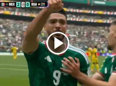 Raúl Jiménez anotó su primer gol en mundiales y no evitó el llanto con dedicatoria al cielo