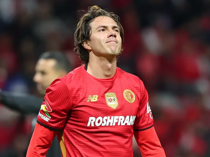 Sebastián Córdova es nuevo futbolista de Pumas