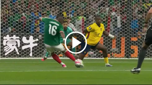 Julián Quiñones demostró porque es uno de los jugadores más importantes de la Selección Mexicana.