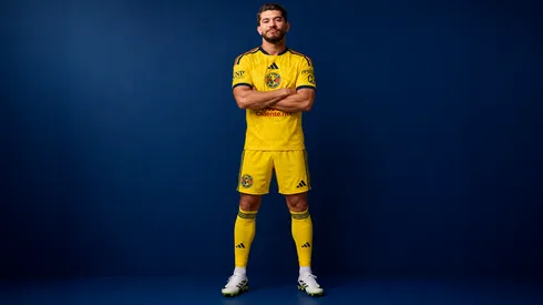 Así lucirá Henry Martín con el uniforme del América para este fin de semana.