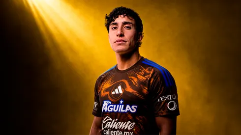 Así luciría Alejandro Zendejas con el tercer uniforme del Club América.