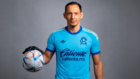 Así luciría Rodolfo Cota con este nuevo uniforme.