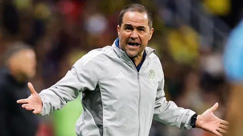 ¿Jardine decidió las salidas de las estrellas del América?
