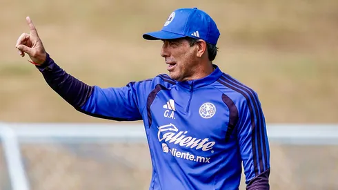 Guillermo Almada está esperando a más refuerzos, no se conforma.